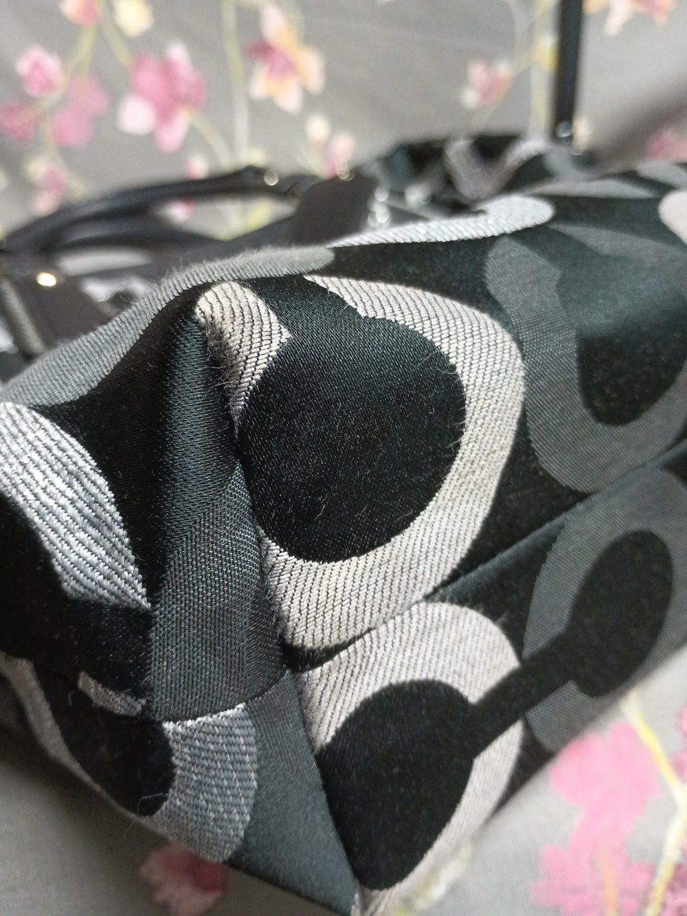 Stunning Y2K Vintage Coach Madison Op Art Lurex Satchel Tote Bag w/Strap - Picture 10 of 10